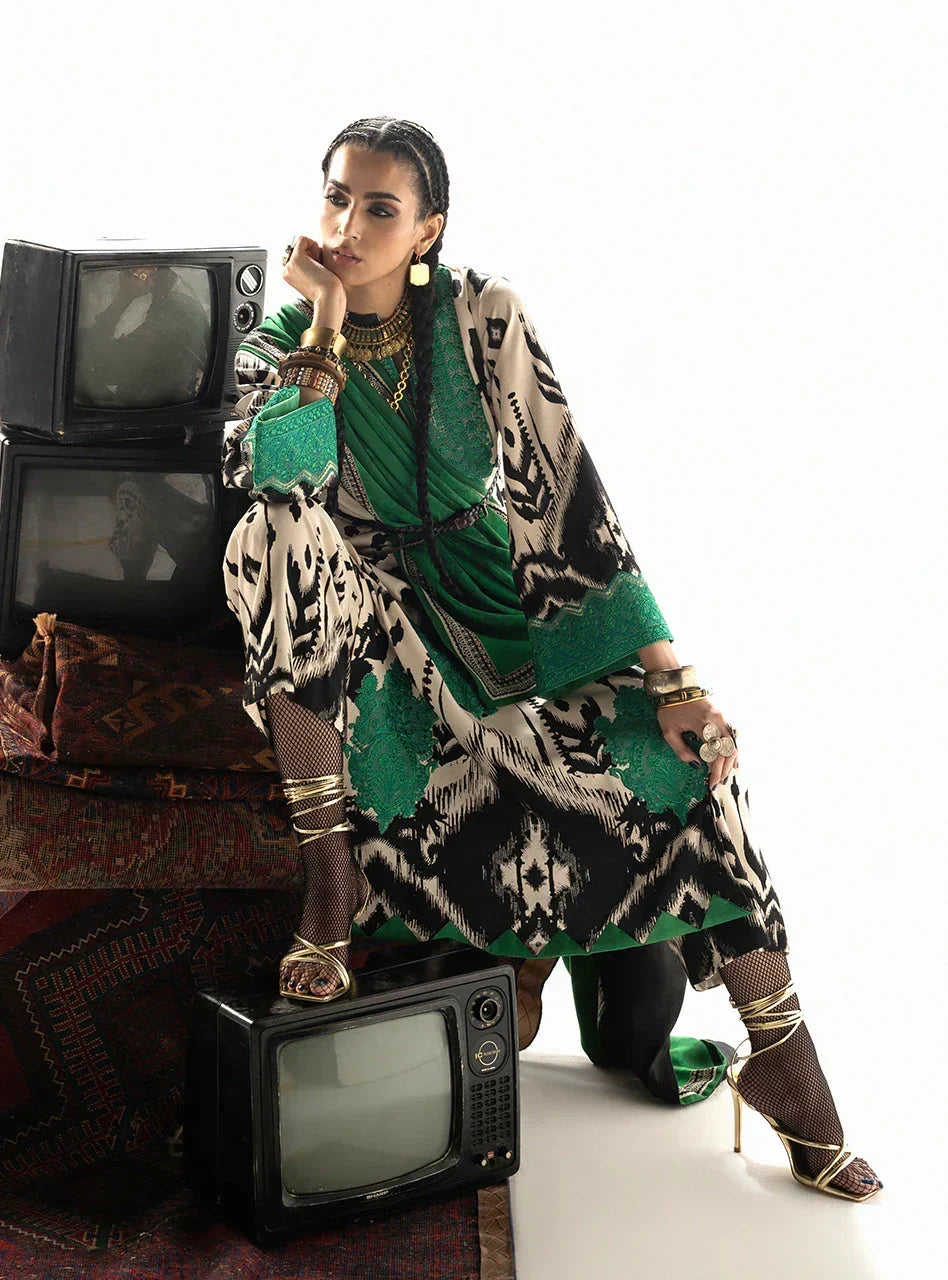 03-Piece Embroidered Print Lawn With Embroidered Chiffon Dupatta - Ready To Wear