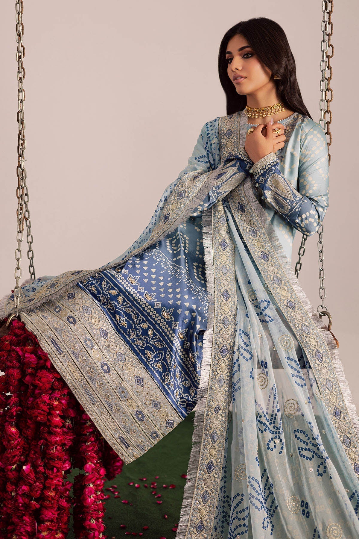 3 Piece  Stitched Lawn  suit - Ready  to Wear