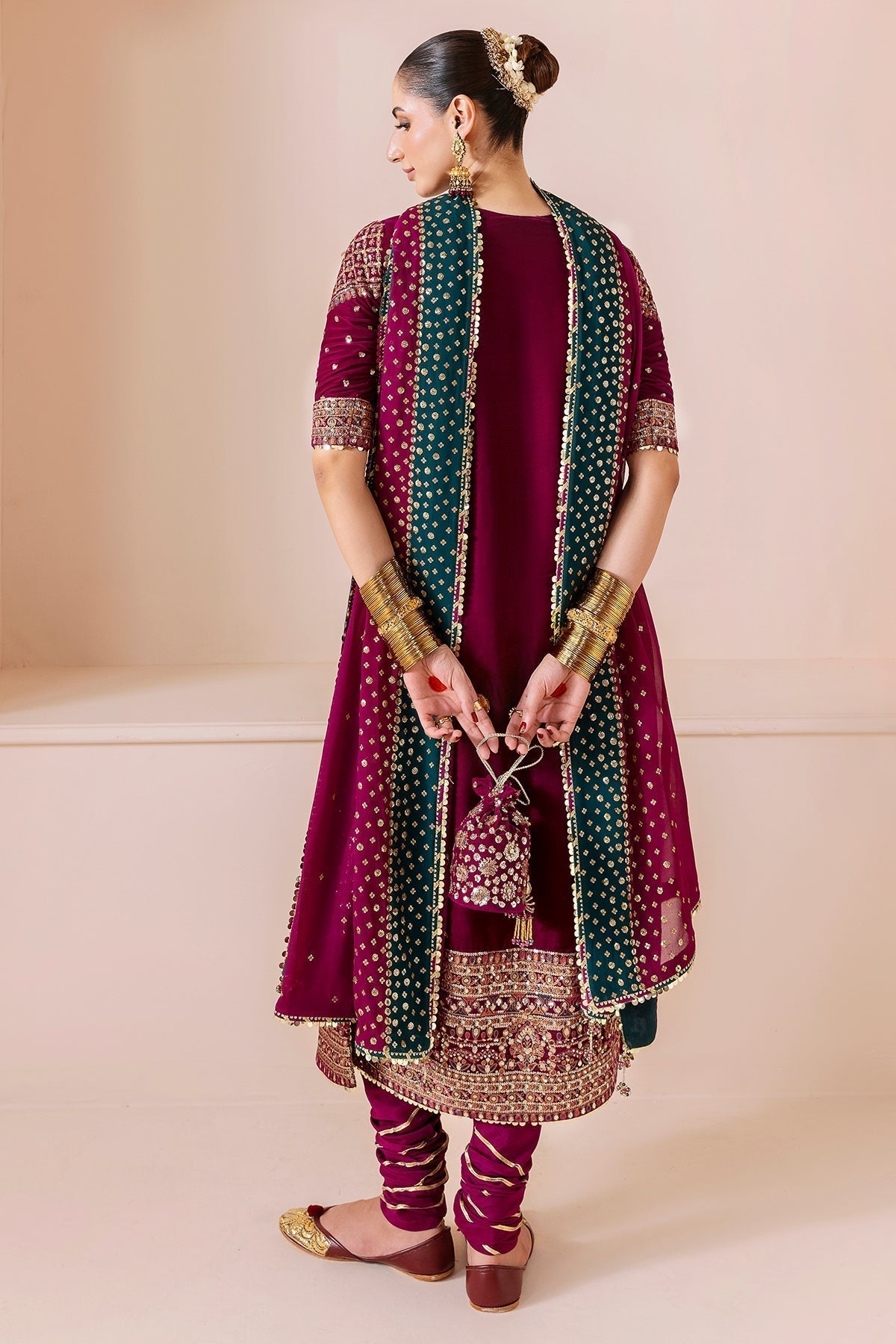 03-Piece Plain Velvet Embroidered Suit With Chiffon Dupatta