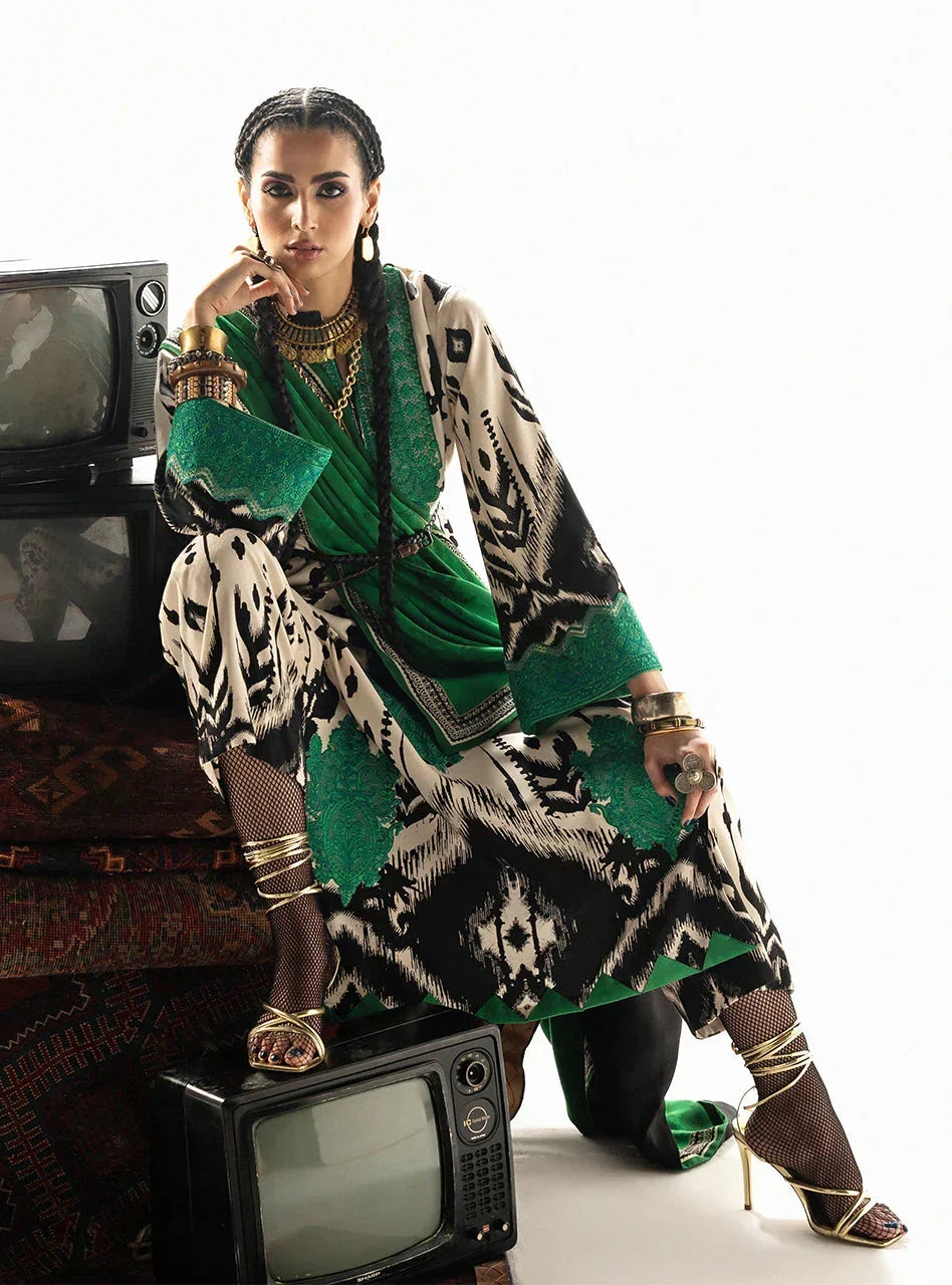 03-Piece Embroidered Print Lawn With Embroidered Chiffon Dupatta - Ready To Wear